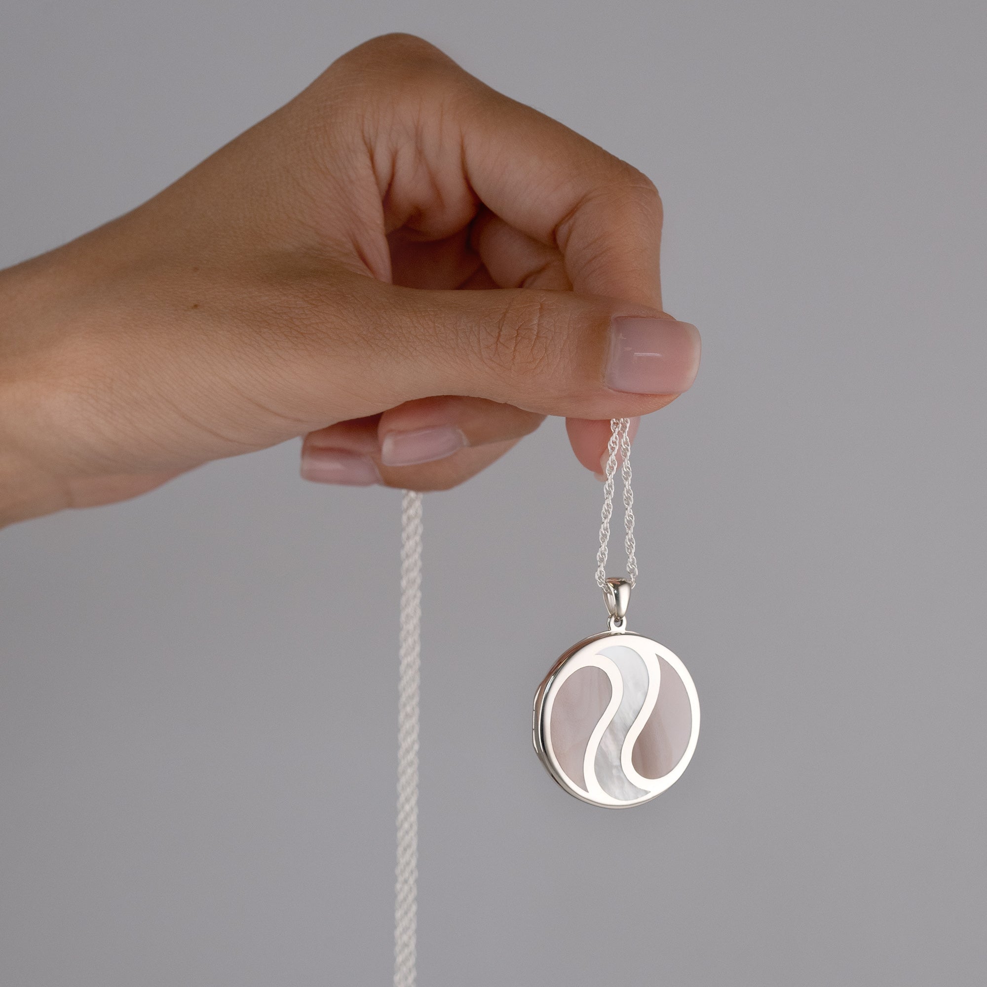 Product title: Pink and White Mother of Pearl Locket, product type: Locket