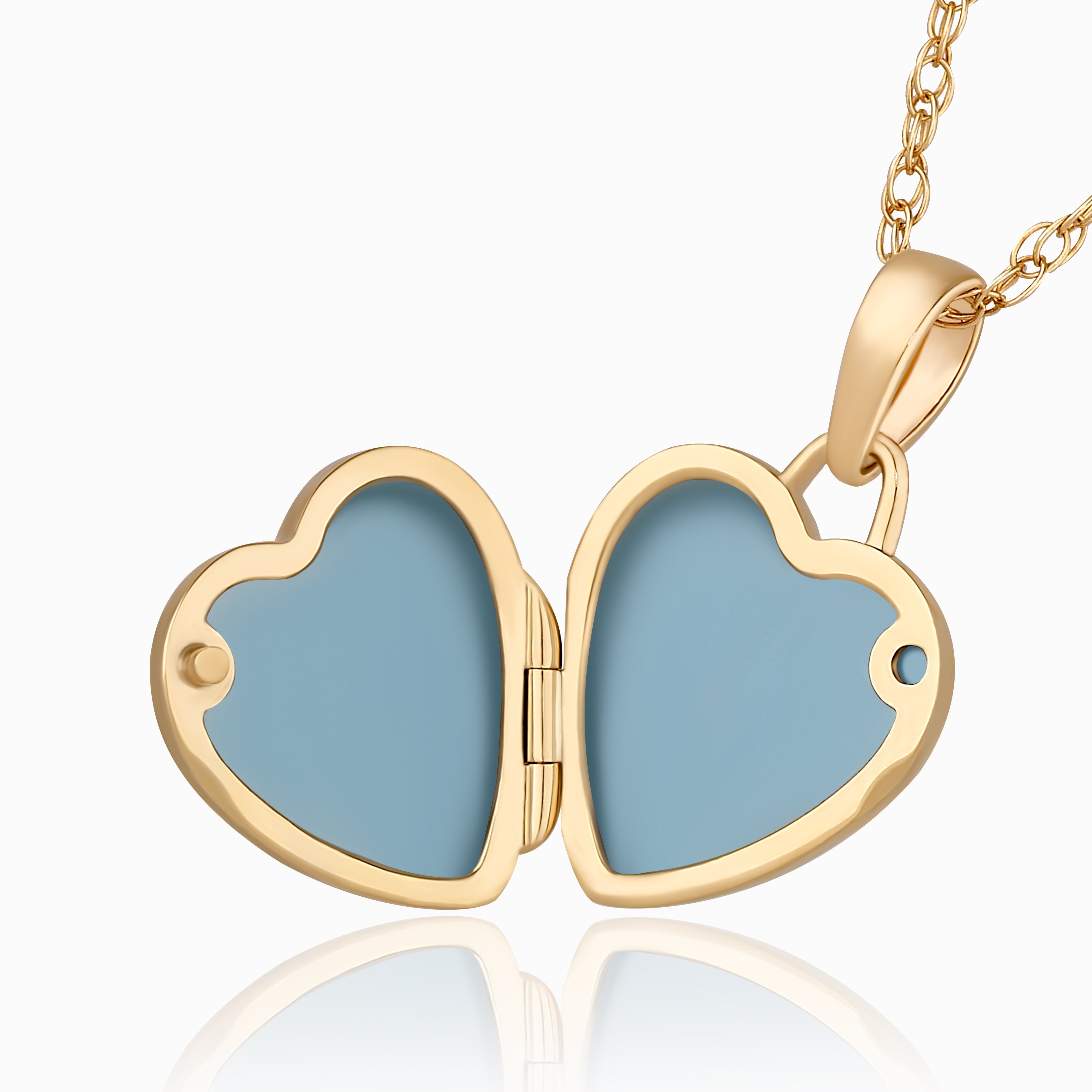 Product title: Tiny Scalloped Gold Locket, product type: Locket