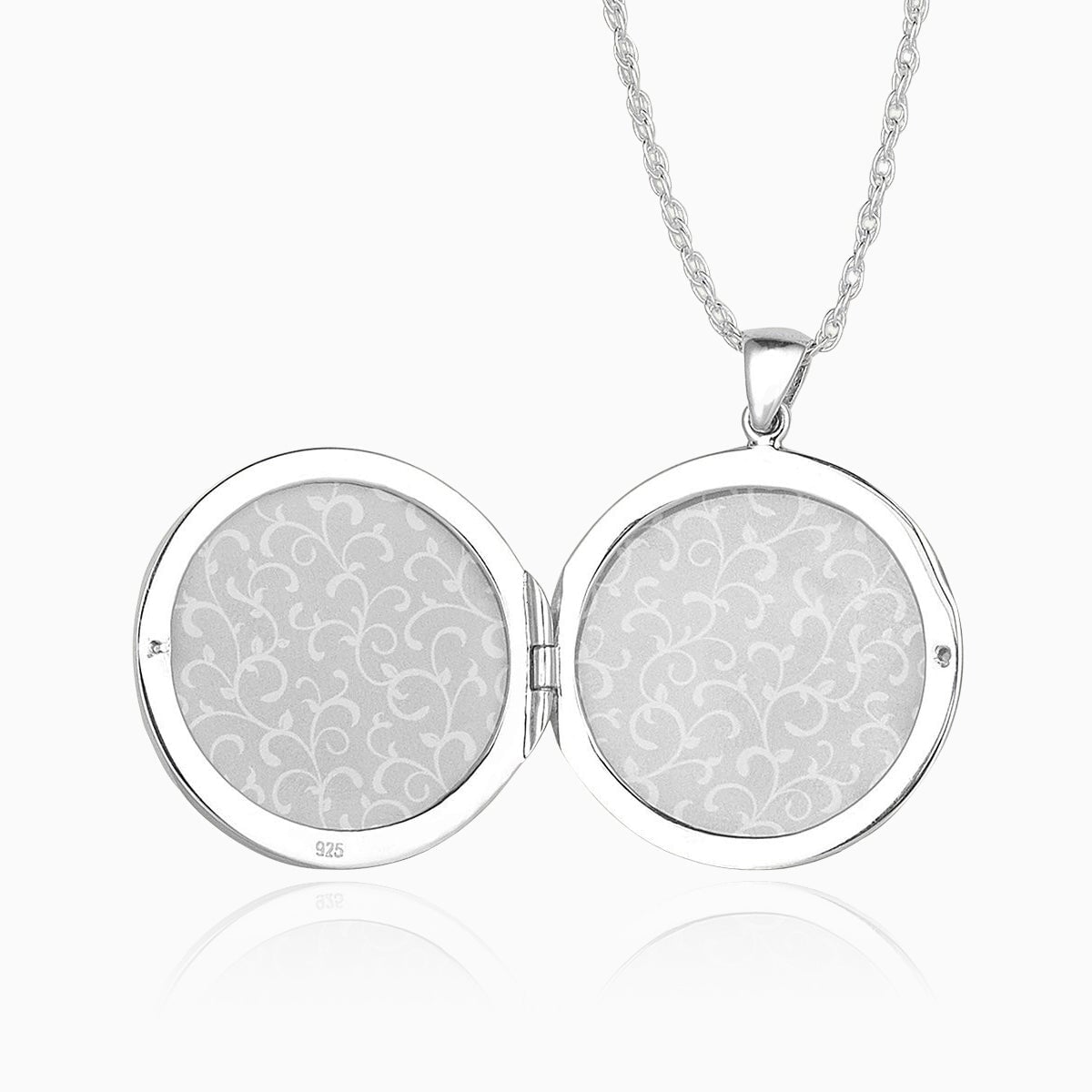 Product title: Silver Compass Locket, product type: Locket