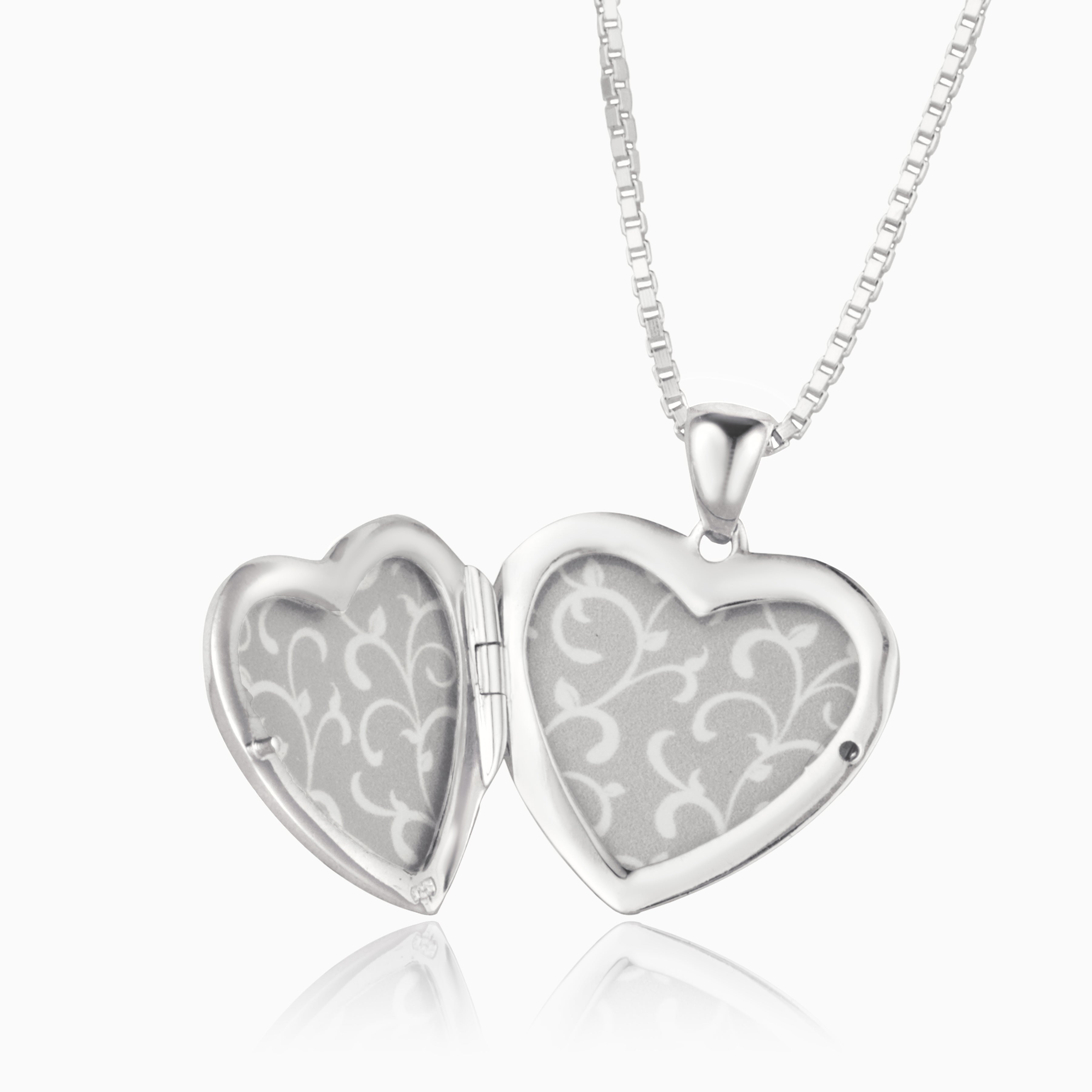 Product title: Classic Silver Heart Locket, product type: Locket