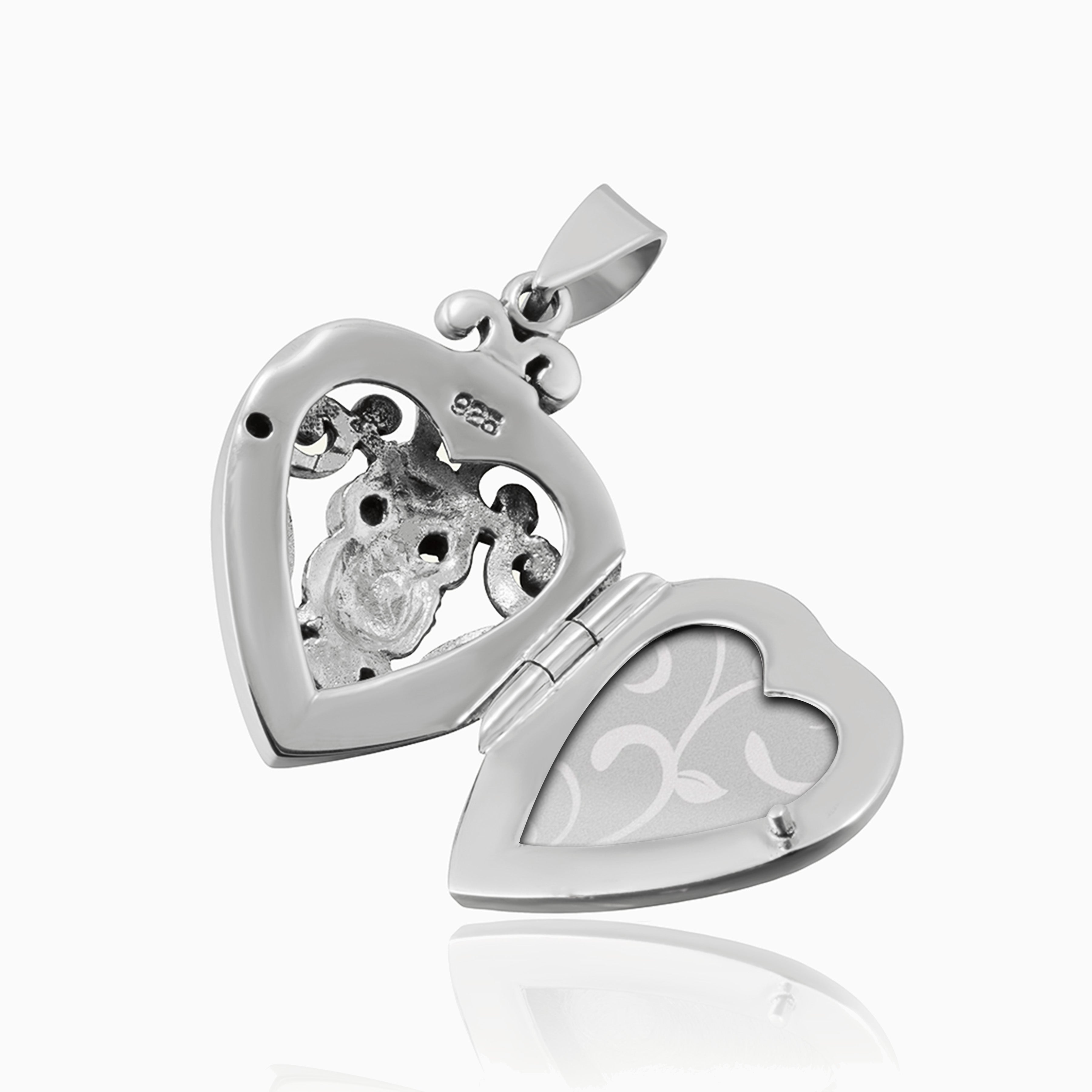 Product title: Filigree Owl Locket, product type: Locket