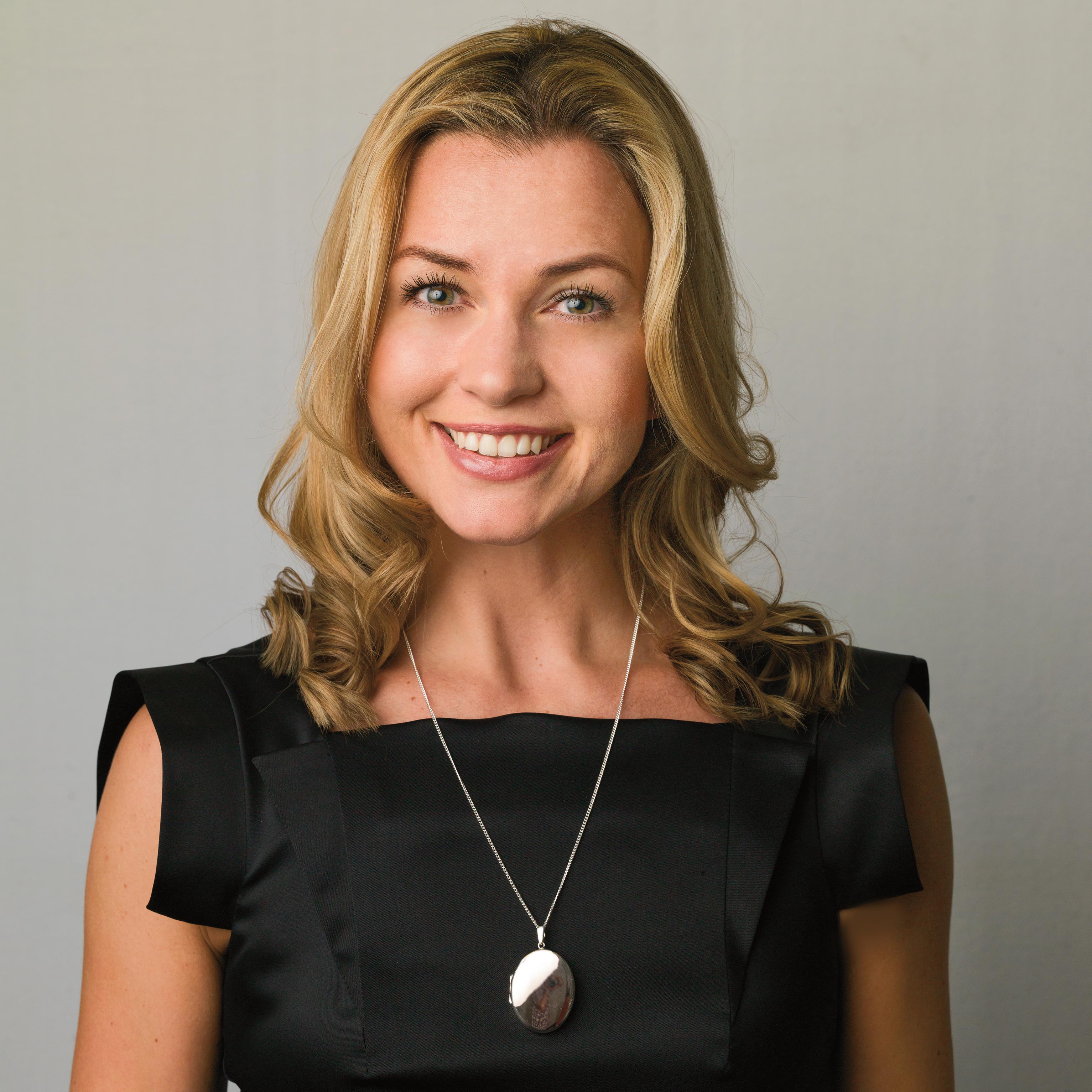 Product title: Hand Polished Large Oval Locket 30 mm, product type: Locket