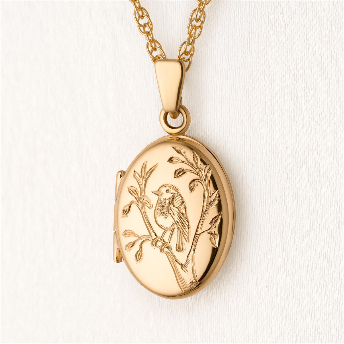 Hand Engraved Petite Gold Robin Oval Locket