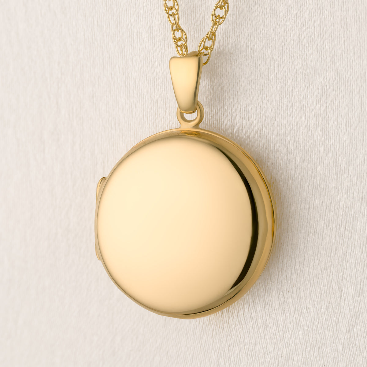 Premium Hand Polished Round Gold Locket – The Locket Tree