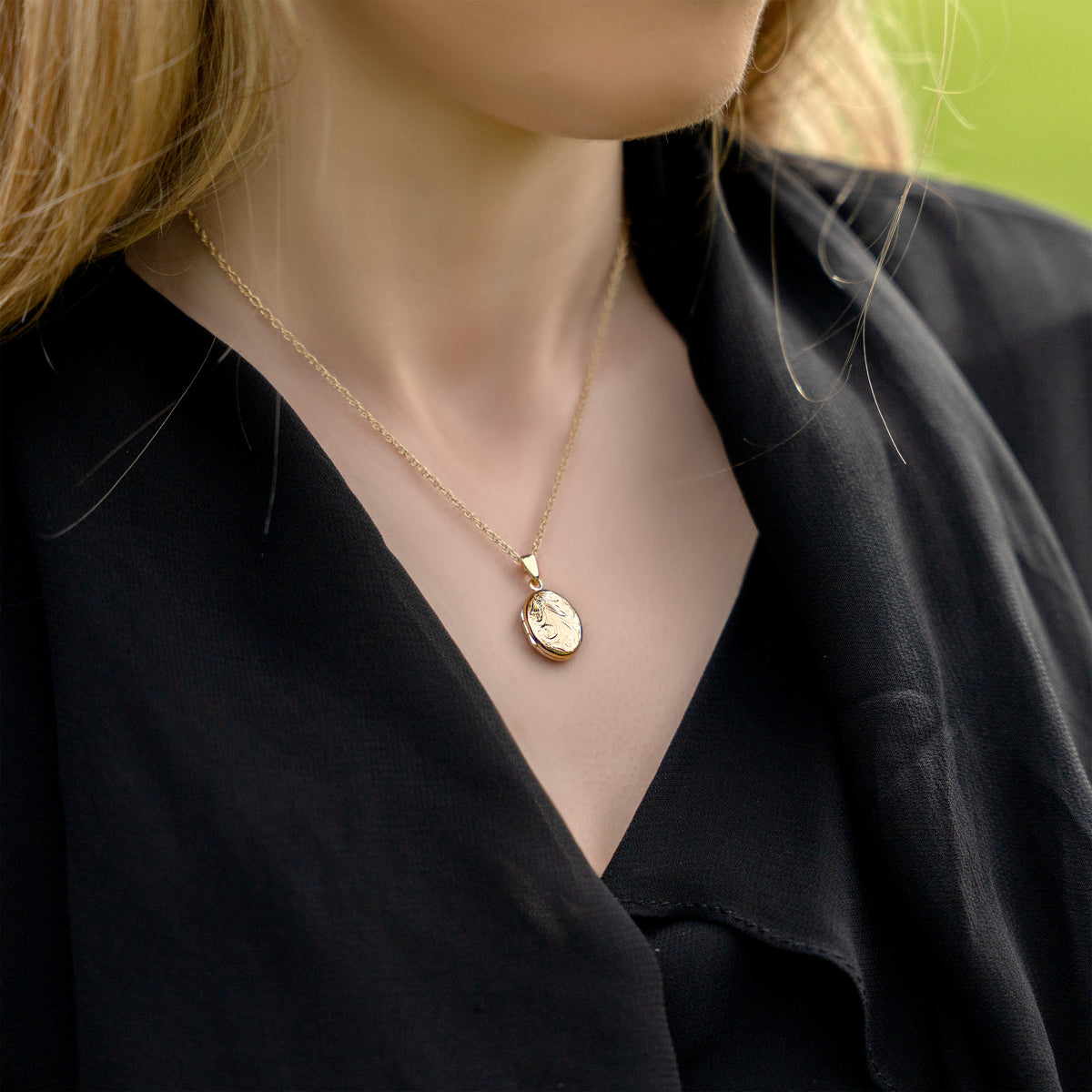 Petite Victorian Oval Gold Locket