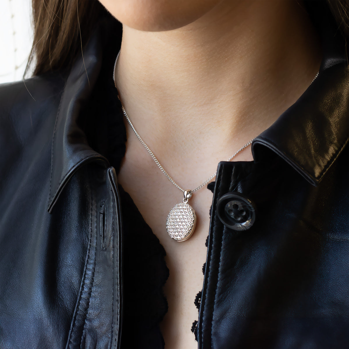 Oval Dazzle Locket
