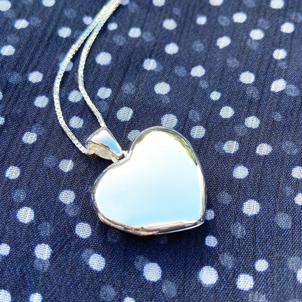 Product title: Classic Silver Heart Locket, product type: Locket