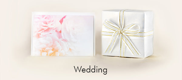 Wedding gift wrapping with a matching card