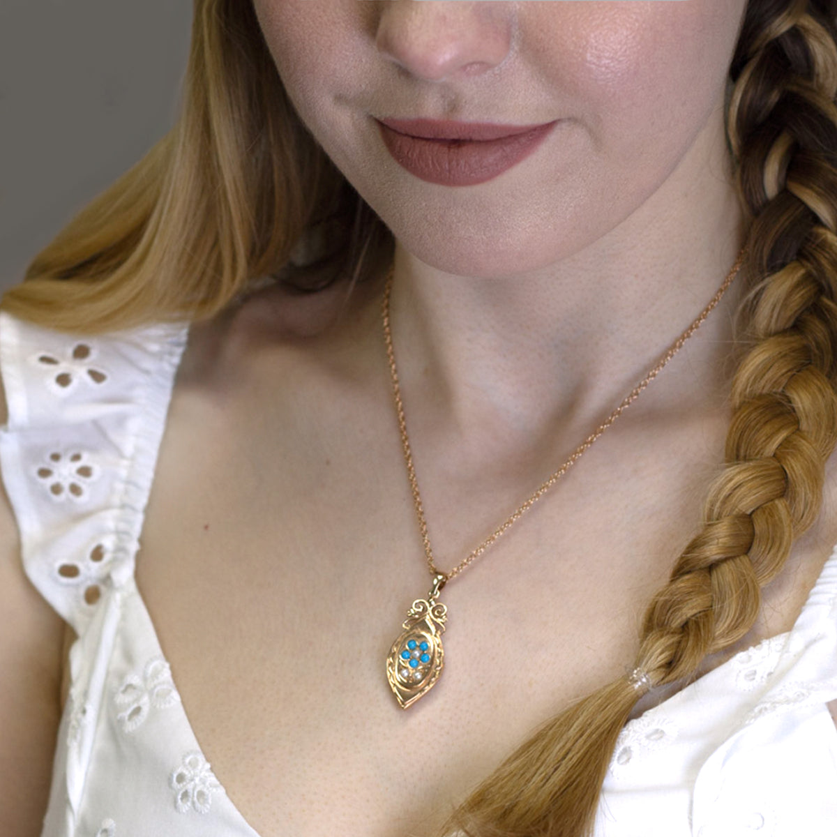 Forget-Me-Not Jewelled Flower Locket