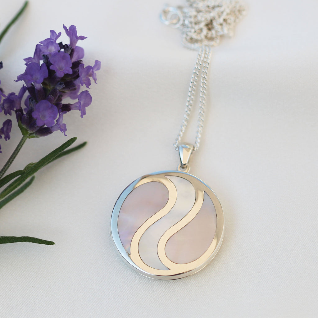 Product title: Pink and White Mother of Pearl Locket, product type: Locket