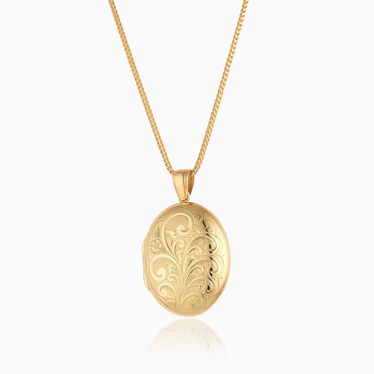 Large 18 ct Traditional Foliate Locket β The Locket Tree