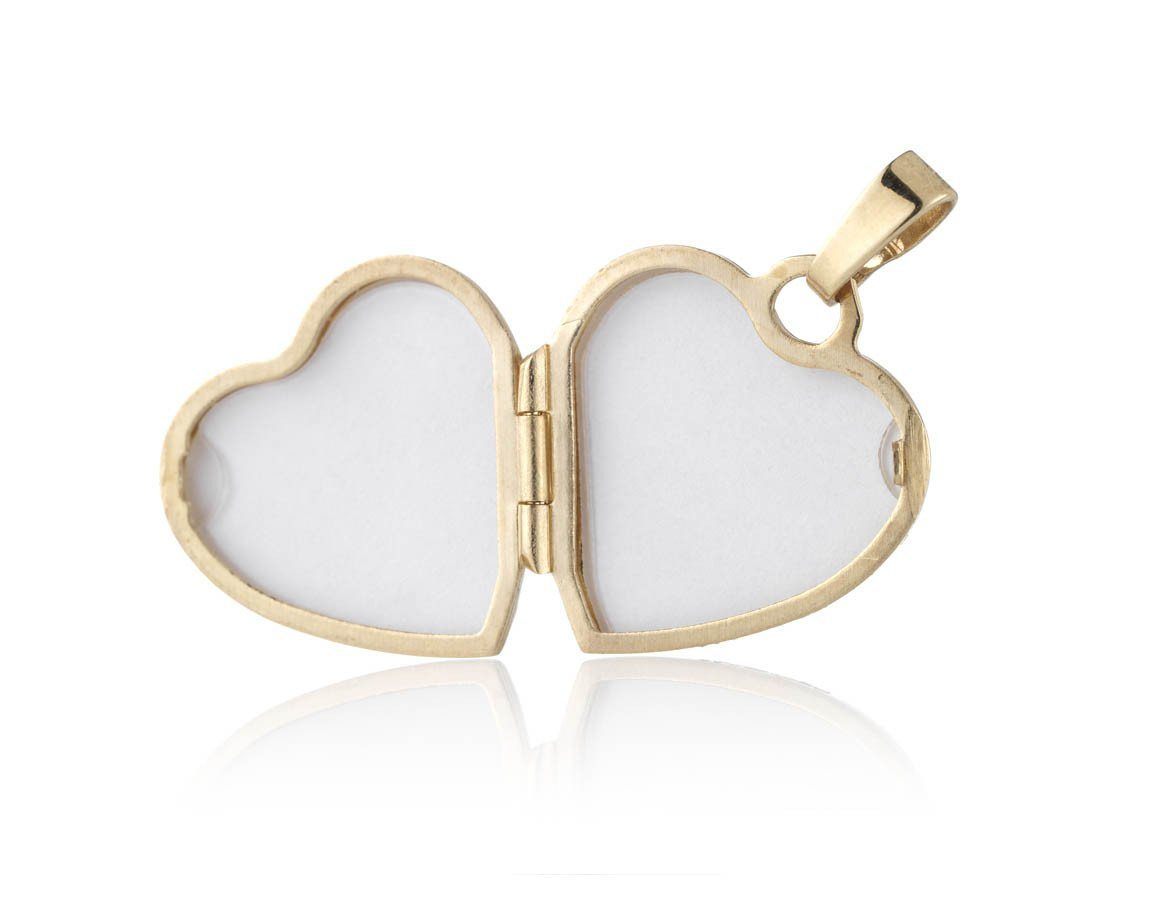 Open view of a 9 ct gold heart locket