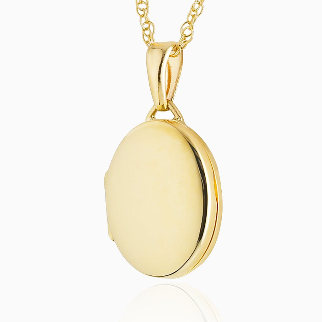 9 ct gold polished oval locket on a 9 ct gold rope chain