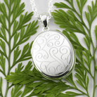 A 925 sterling silver Curling Scrolls Locket 20 mm, product type: Locket