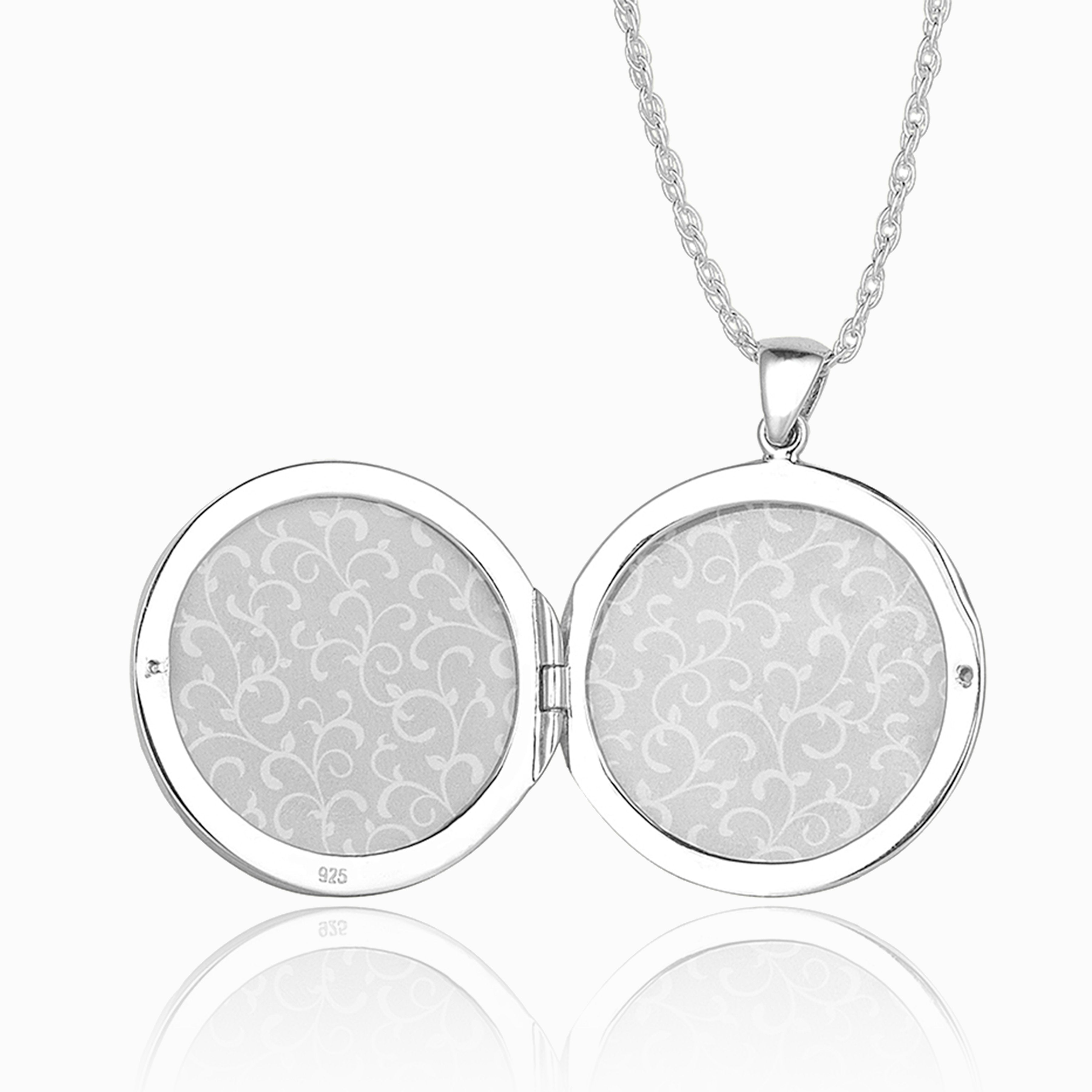 Round on sale silver locket