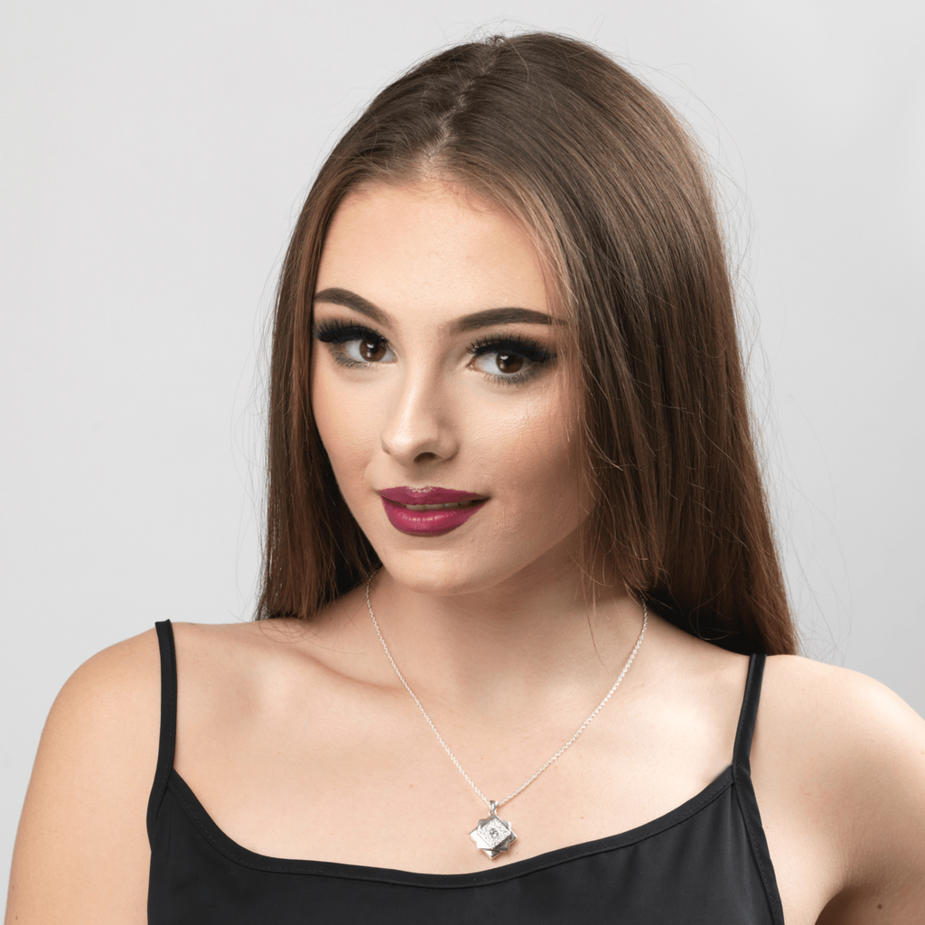 Product title: Contemporary Topaz Star Locket 20 mm, product type: Locket